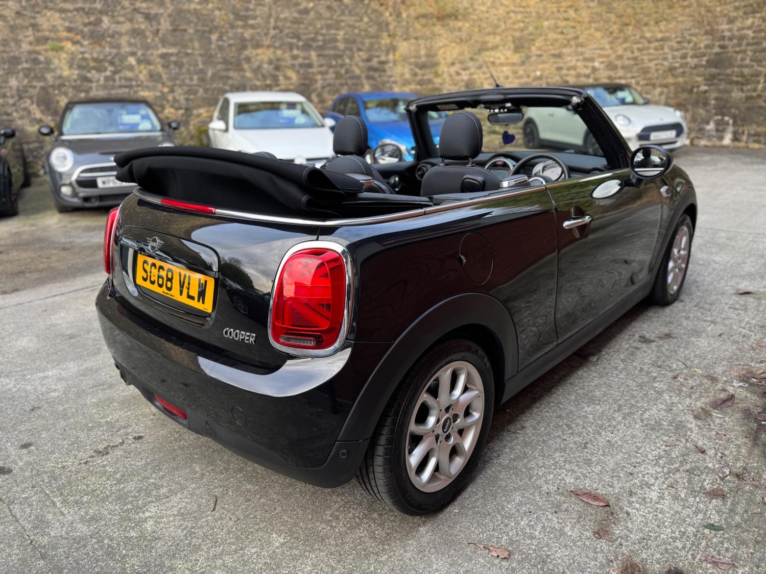 Used MINI Convertible 2018 for sale - 77358773: Photo 9