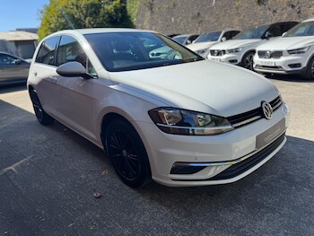 Used Volkswagen Golf 2017 for sale - 78429356: Photo