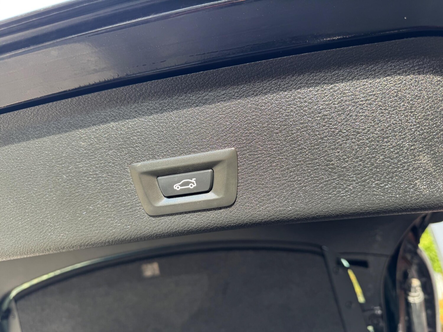 Used BMW X4 2017 for sale - 76991550: Photo 34