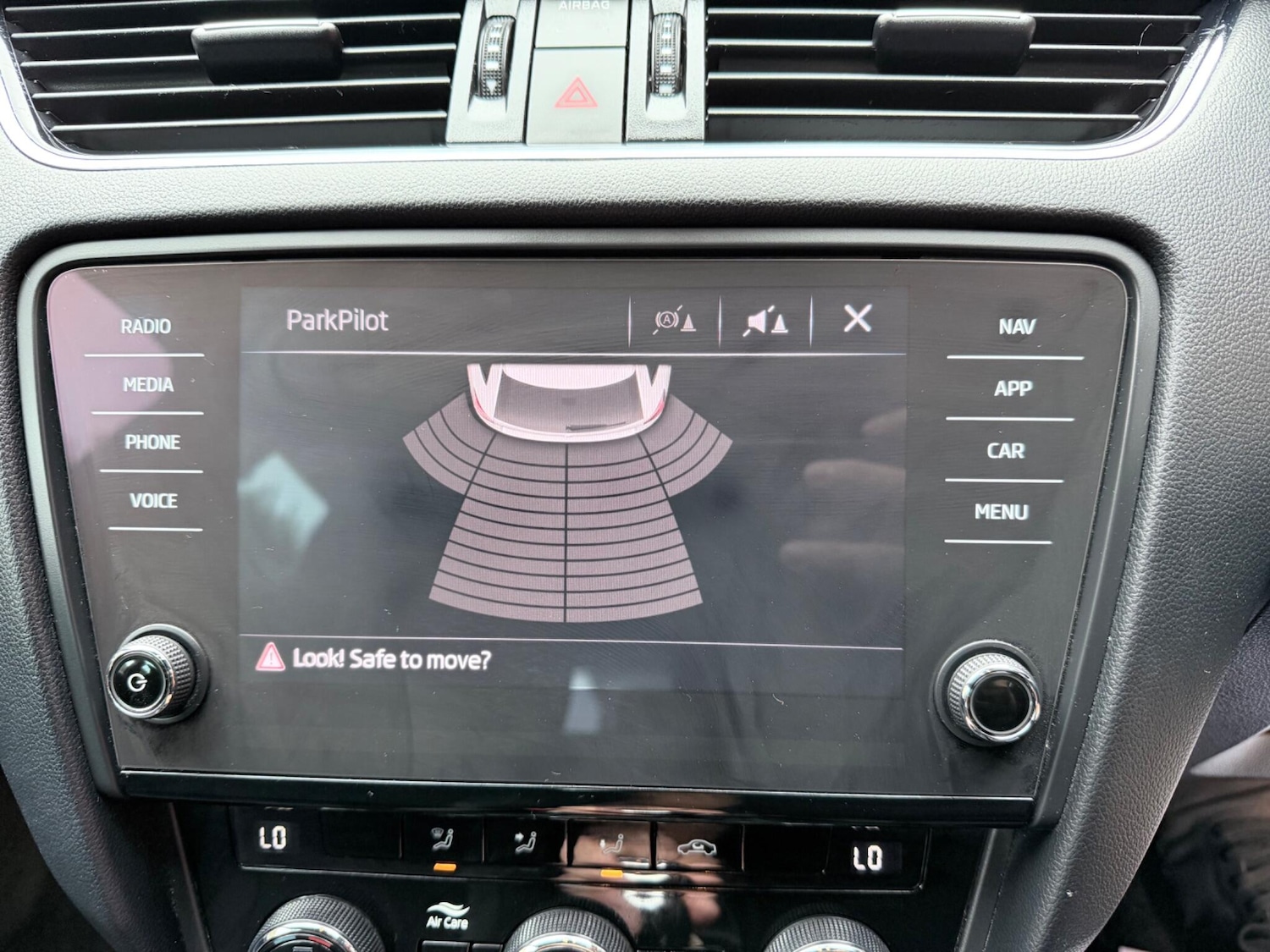 Used Skoda Octavia 2018 for sale - 76990077: Photo 25