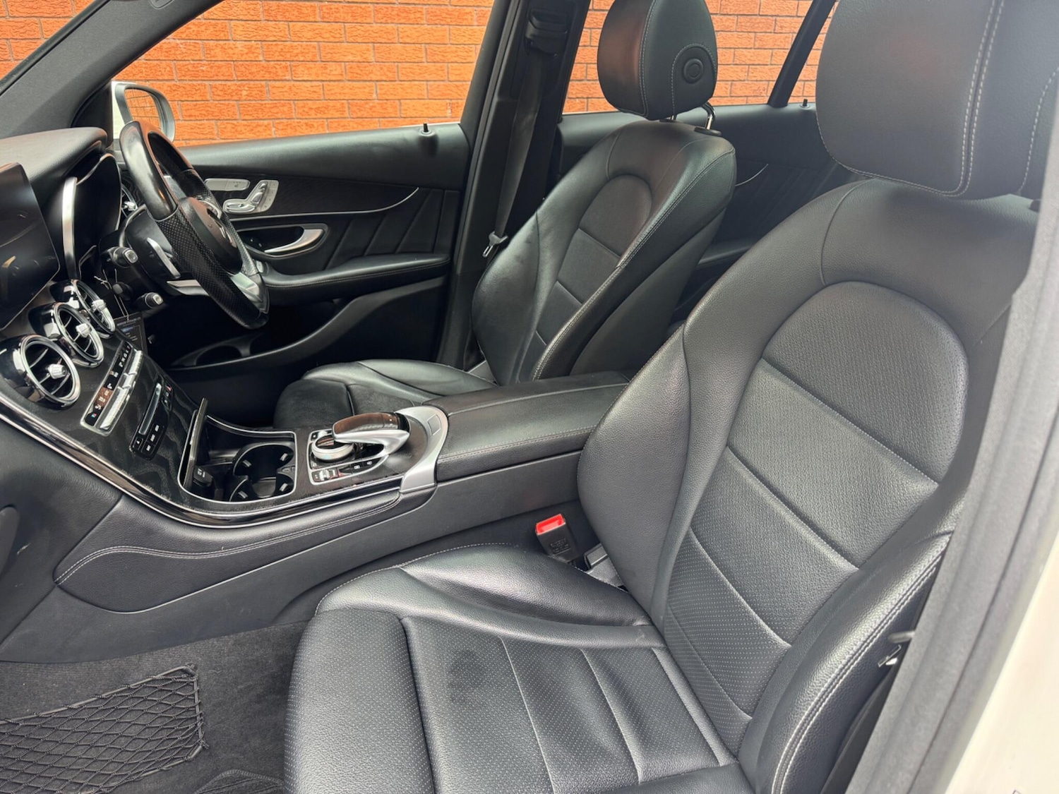 Used Mercedes-Benz GLC 2017 for sale - 77538370: Photo 15