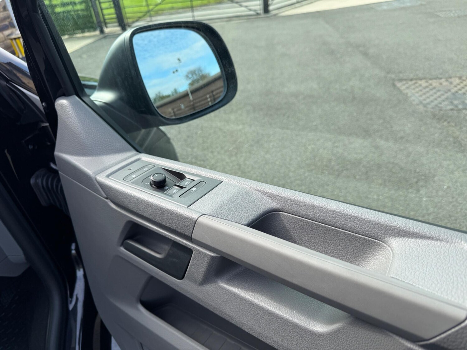 Used Volkswagen Transporter 2024 for sale - 76992816: Photo 15