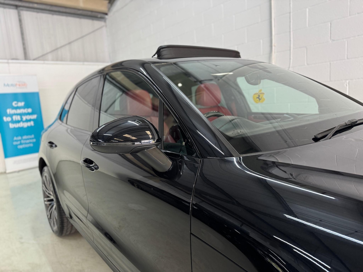 Used Porsche Macan 2015 for sale - 77017080: Photo 14