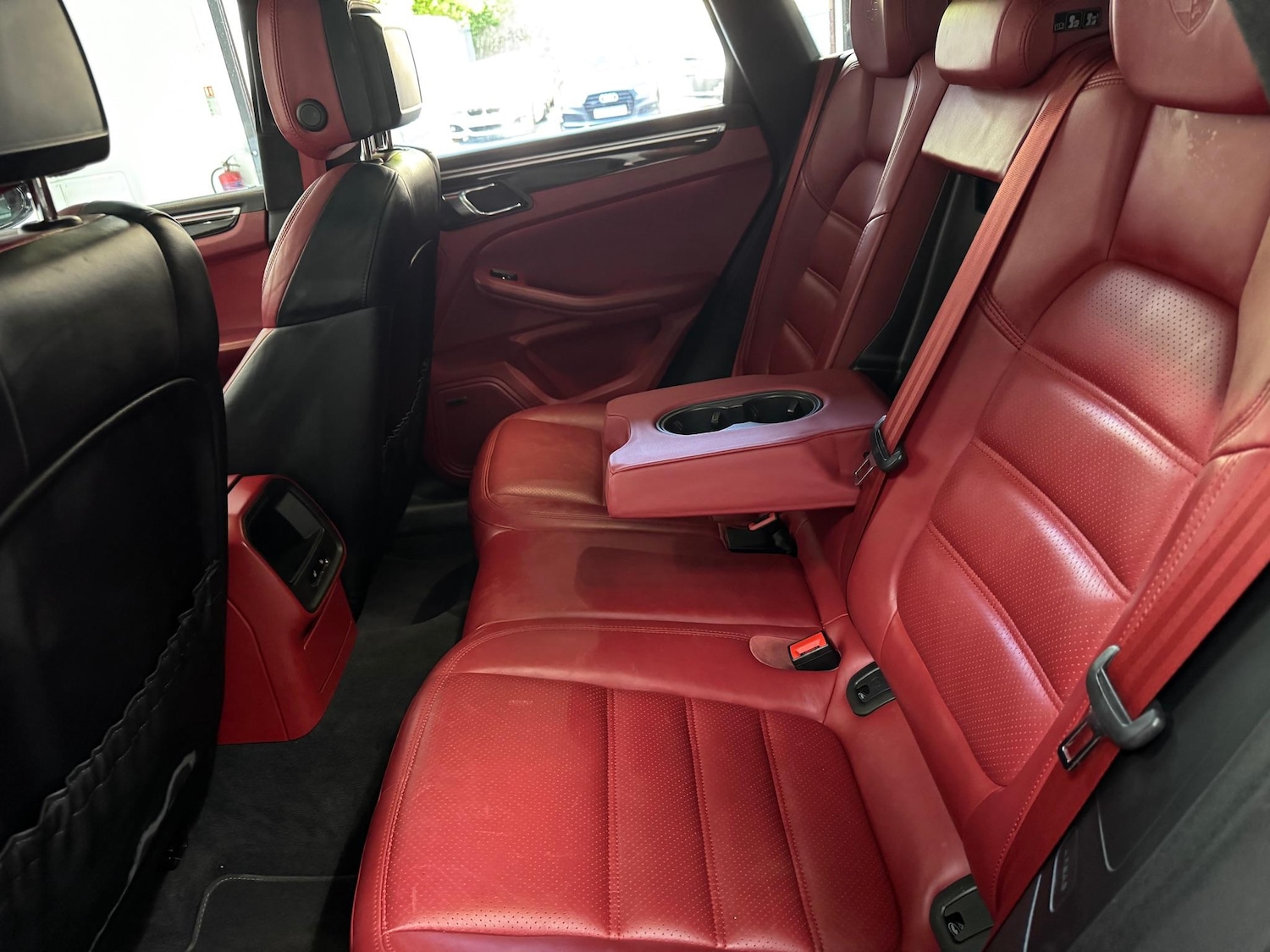 Used Porsche Macan 2015 for sale - 77017080: Photo 24