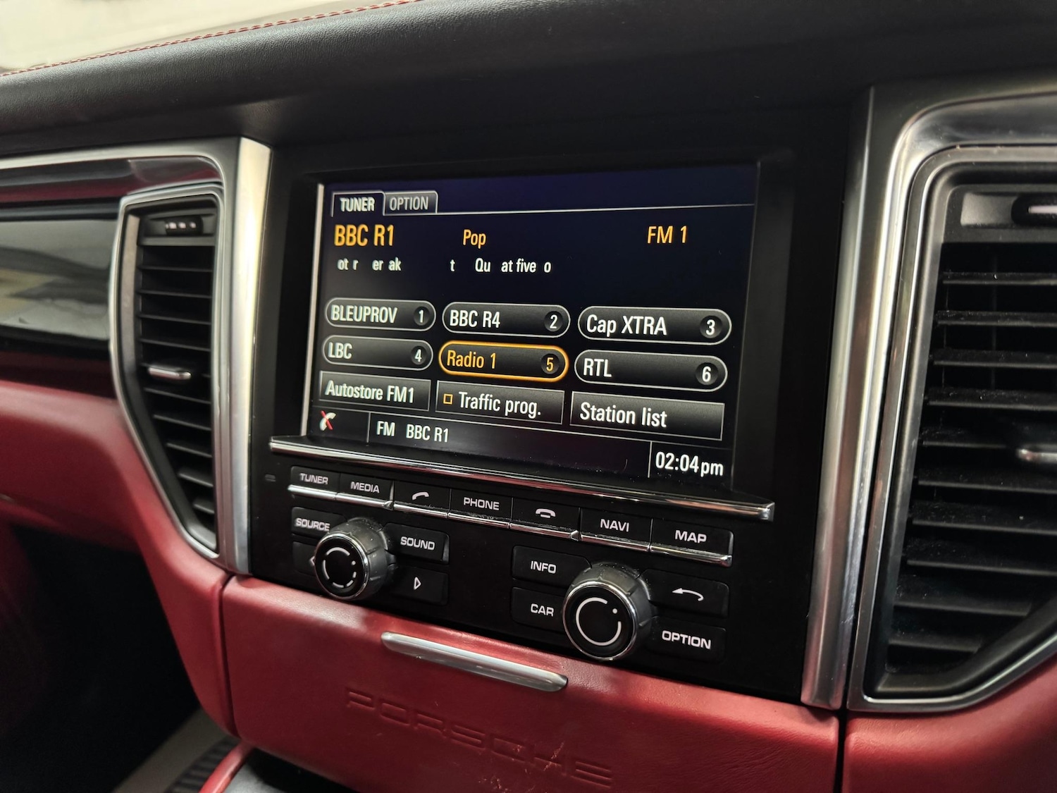 Used Porsche Macan 2015 for sale - 77017080: Photo 33