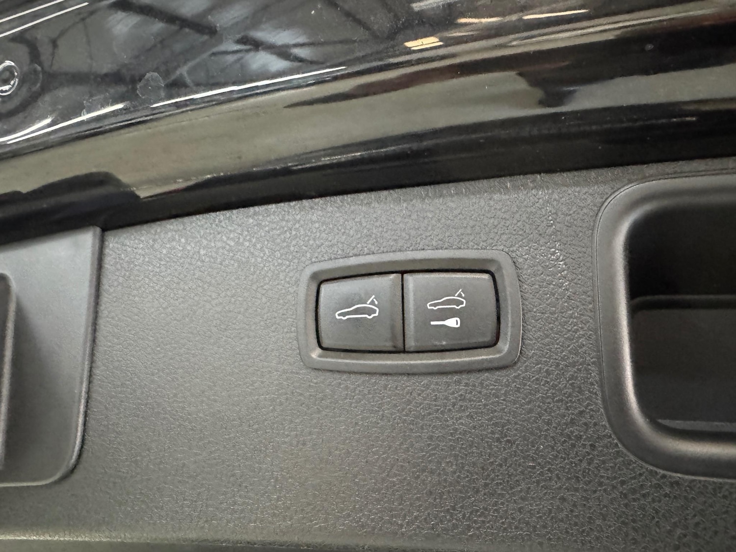 Used Porsche Macan 2015 for sale - 77017080: Photo 40