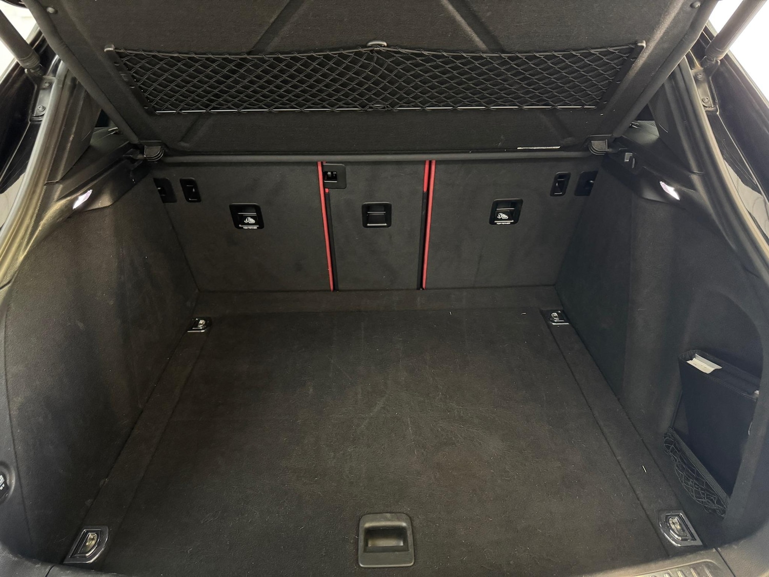 Used Porsche Macan 2015 for sale - 77017080: Photo 41