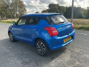 Used Suzuki Swift 2021 for sale - 76617444: Photo 9