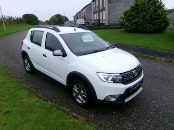 Used Dacia Sandero Stepway 2019 for sale - 79422105: Photo