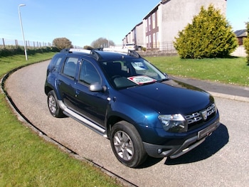 Used Dacia Duster 2015 for sale - 78358639: Photo