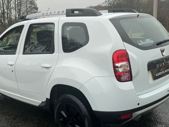 Used Dacia Duster 2017 for sale - 76820901: Photo 2