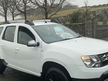 Used Dacia Duster 2017 for sale - 76820901: Photo