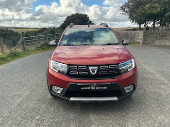Used Dacia Sandero Stepway 2017 for sale - 76080802: Photo
