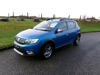 Used Dacia Sandero Stepway 2017 for sale - 77276030: Photo