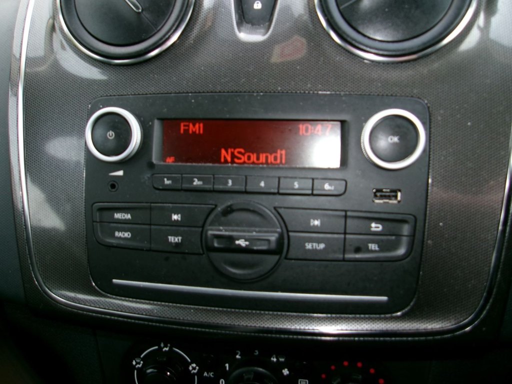 Used Dacia Sandero Stepway 2017 for sale - 77276030: Photo 9