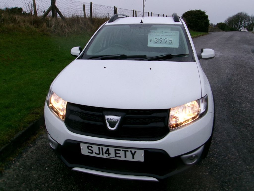 Used Dacia Sandero Stepway 2014 for sale - 76604920: Photo 2