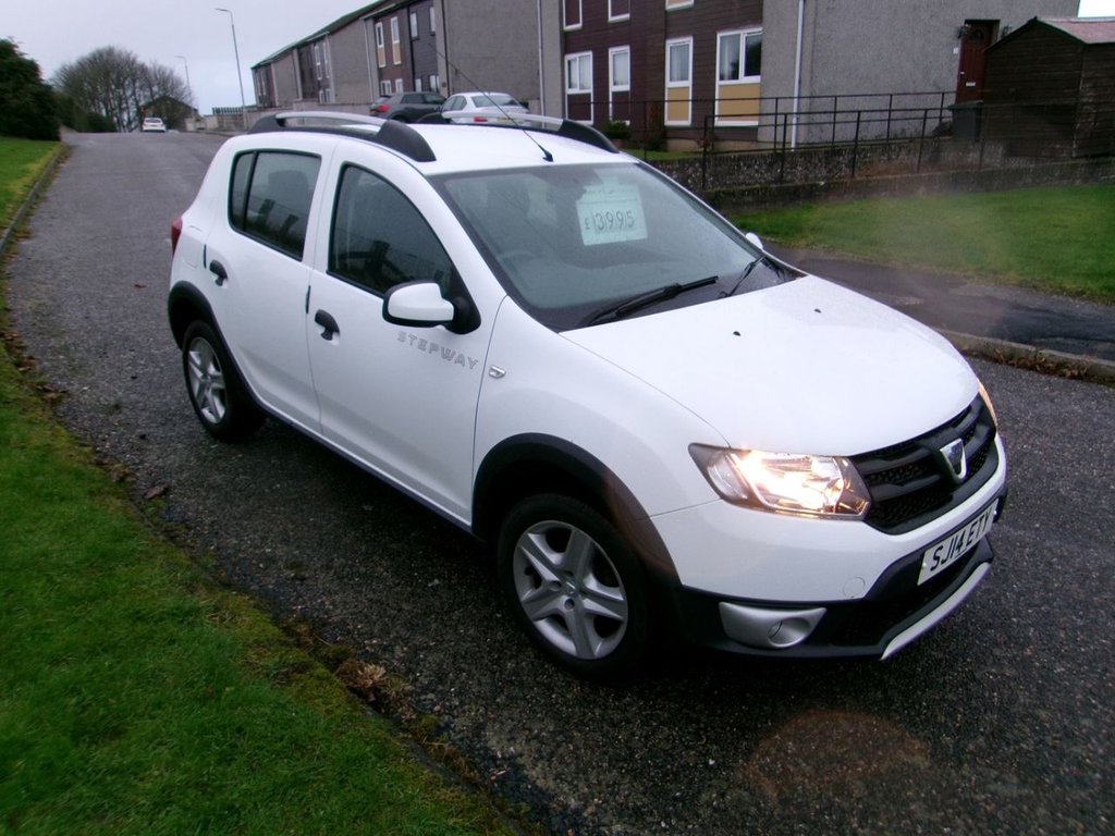 Used Dacia Sandero Stepway 2014 for sale - 76604920: Photo 3