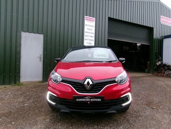 Used Renault Captur 2019 for sale - 79370232: Photo