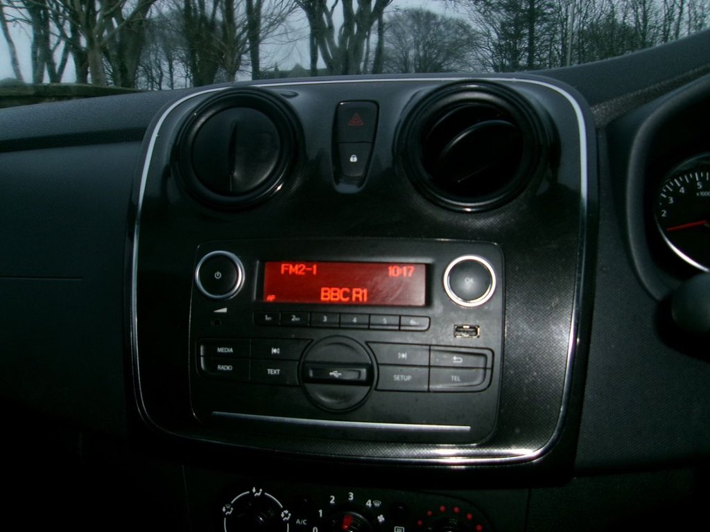 Used Dacia Sandero 2018 for sale - 77288042: Photo 14