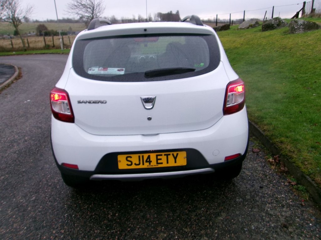 Used Dacia Sandero Stepway 2014 for sale - 78167576: Photo 4