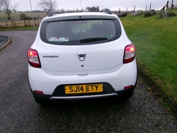 Used Dacia Sandero Stepway 2014 for sale - 78167576: Photo