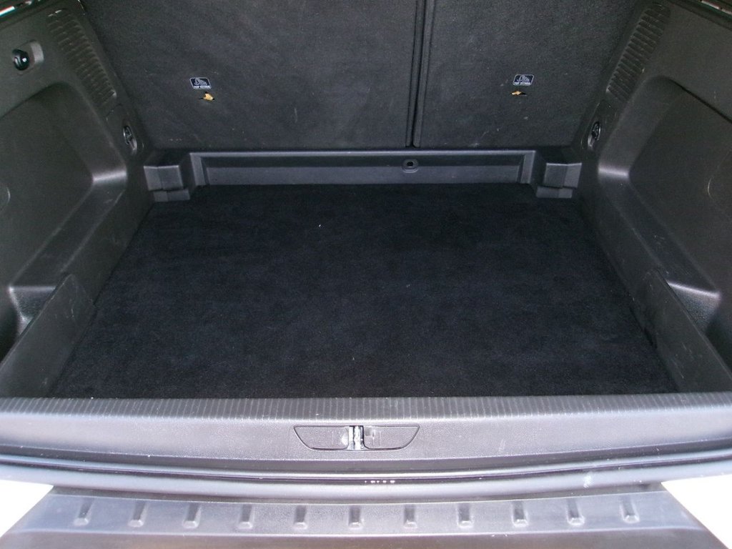 Used Vauxhall Grandland X 2018 for sale - 77212539: Photo 5