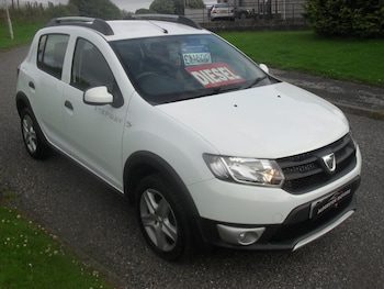 Used Dacia Sandero Stepway 2015 for sale - 78619667: Photo