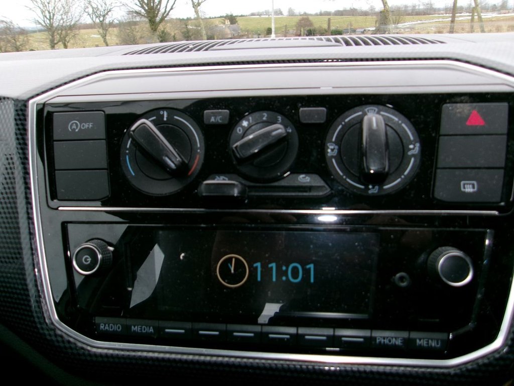 Used Volkswagen up! 2018 for sale - 77507868: Photo 9