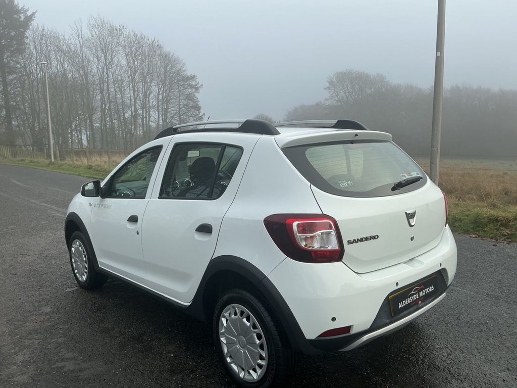 Used Dacia Sandero Stepway 2016 for sale - 76509911: Photo 6