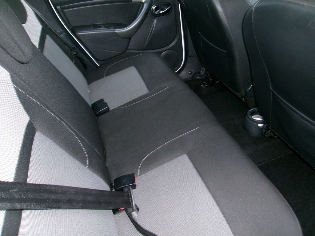 Used Dacia Duster 2017 for sale - 77122315: Photo 6