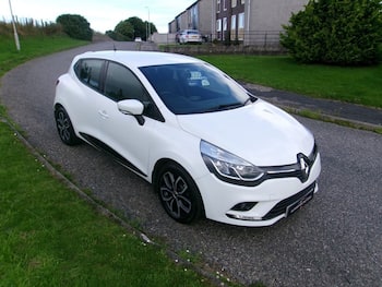 Used Renault Clio 2018 for sale - 79818629: Photo