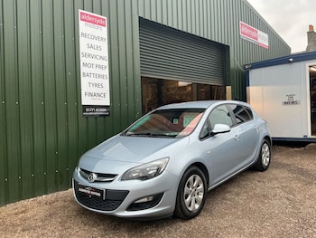 2015 (3E) - 1.6i 16V Design 5dr