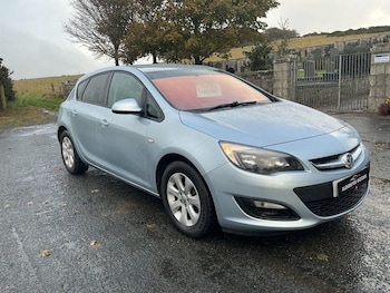 Used Vauxhall Astra 2015 for sale - 76304011: Photo 2