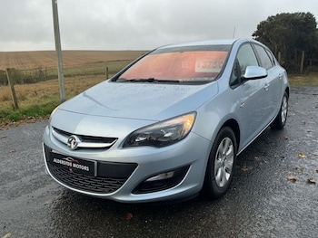 Used Vauxhall Astra 2015 for sale - 76304011: Photo 3