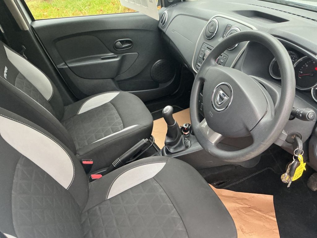 Used Dacia Sandero Stepway 2014 for sale - 76356904: Photo 11