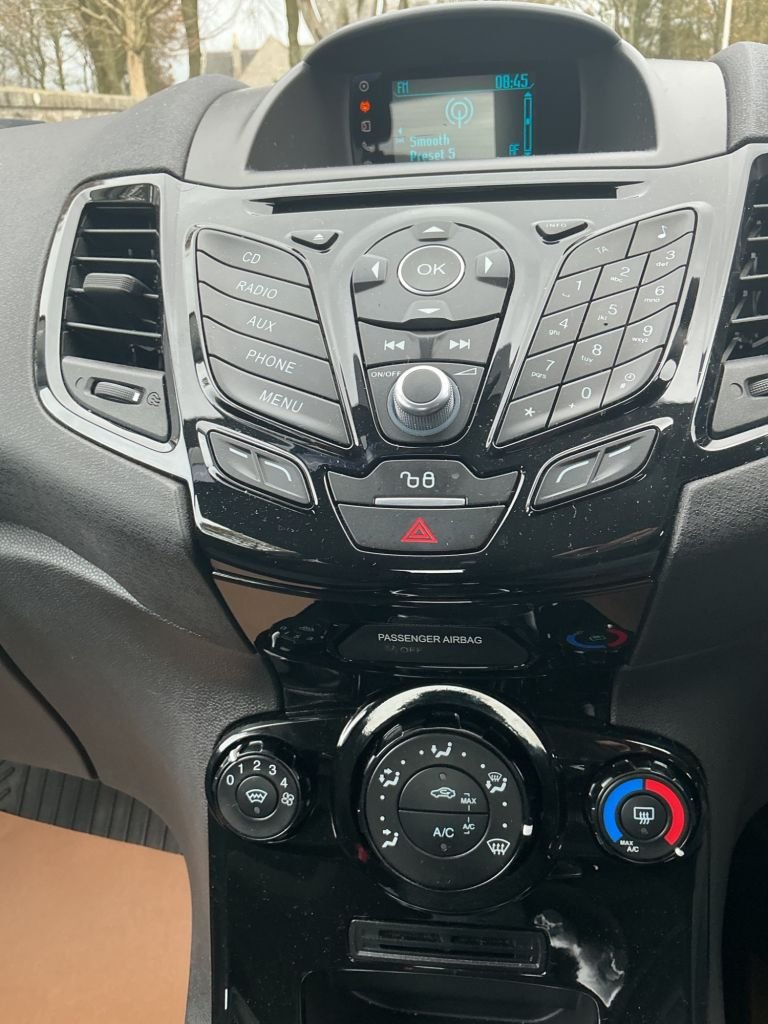 Used Ford Fiesta 2016 for sale - 76356499: Photo 16