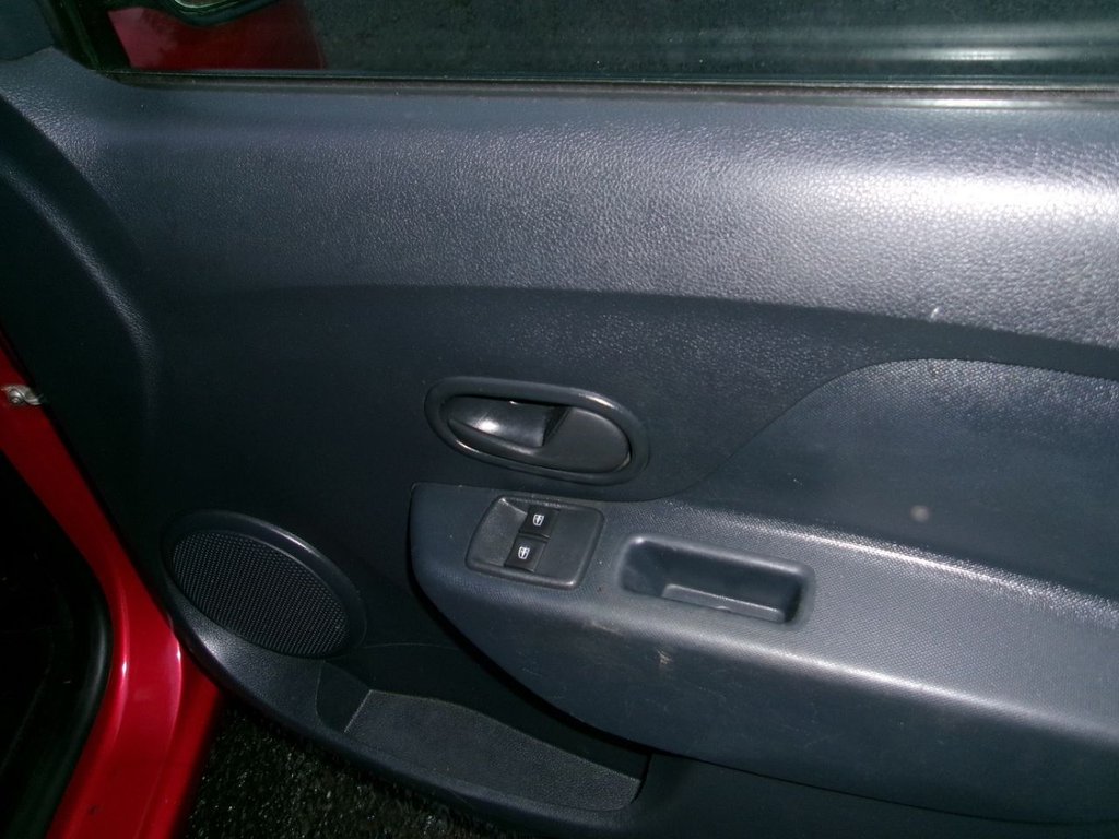 Used Dacia Sandero 2018 for sale - 77920122: Photo 13