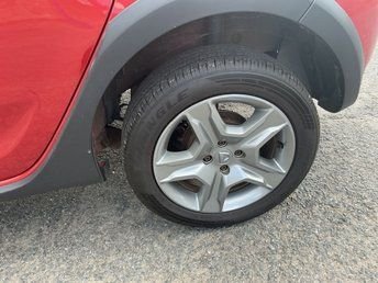 Used Dacia Sandero Stepway 2017 for sale - 76333712: Photo 5