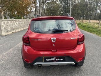 Used Dacia Sandero Stepway 2017 for sale - 76333712: Photo 6