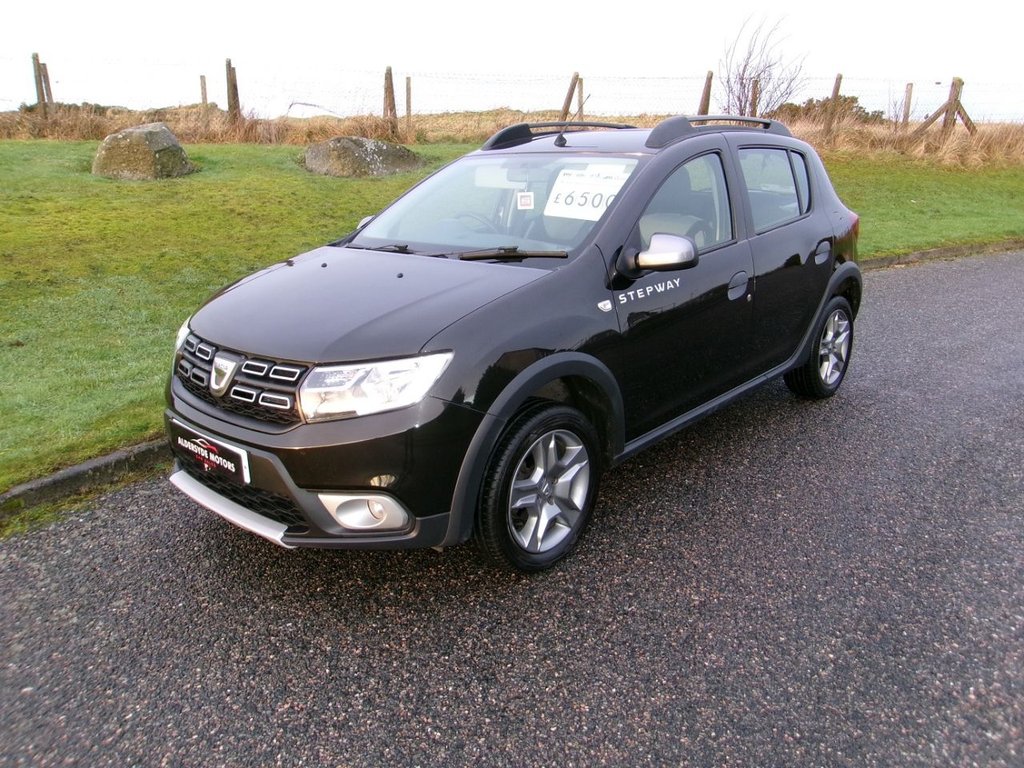 Used Dacia Sandero Stepway 2020 for sale - 76934471: Photo 2
