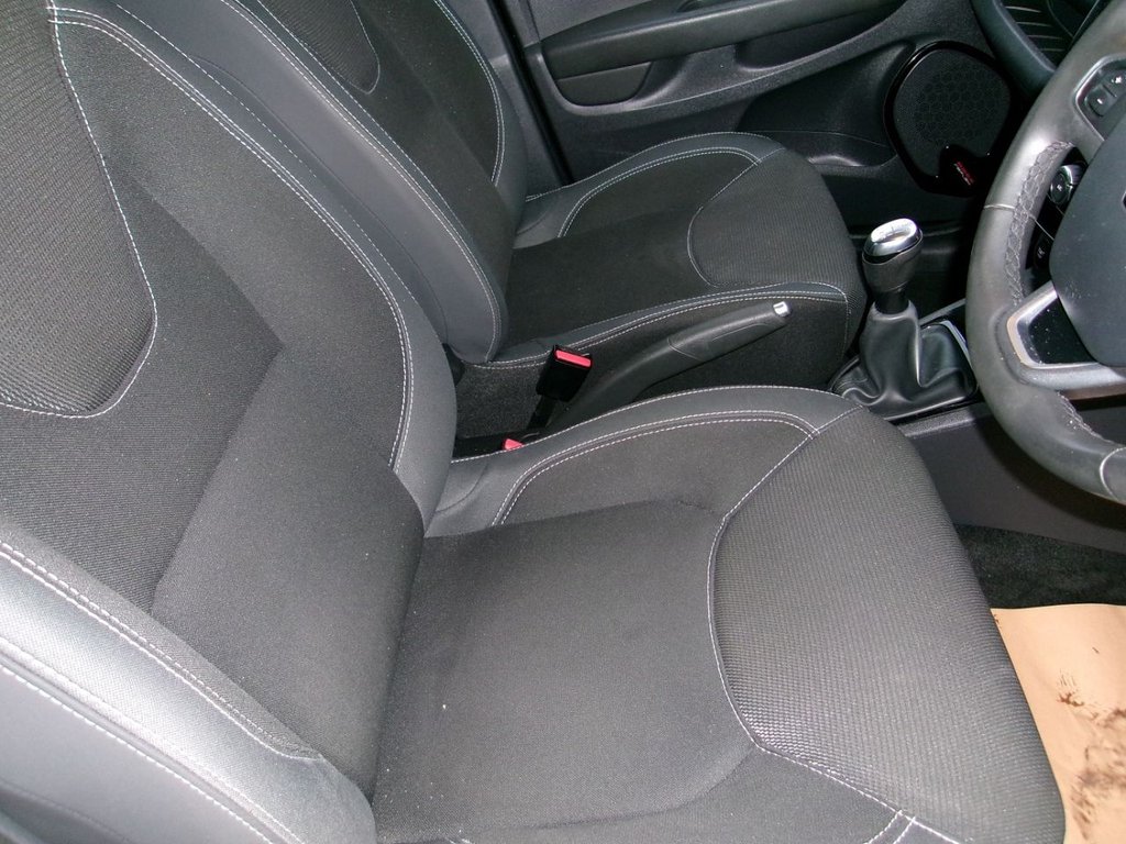 Used Renault Clio 2017 for sale - 77452382: Photo 7