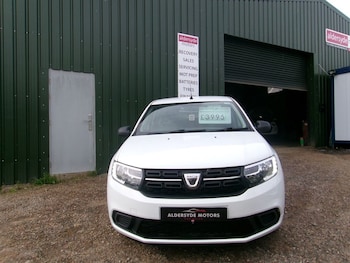Used Dacia Sandero 2018 for sale - 79494131: Photo