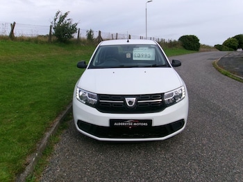 Used Dacia Sandero 2018 for sale - 79494131: Photo