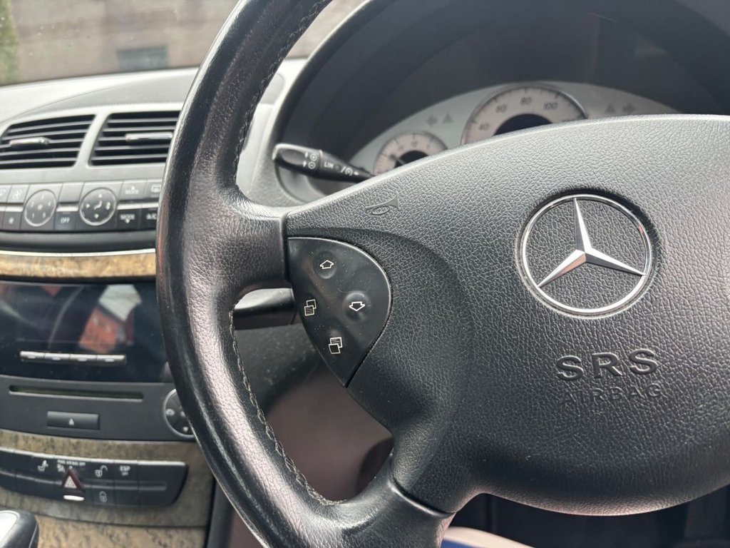 Used Mercedes-Benz E Class 2005 for sale - 76698801: Photo 12