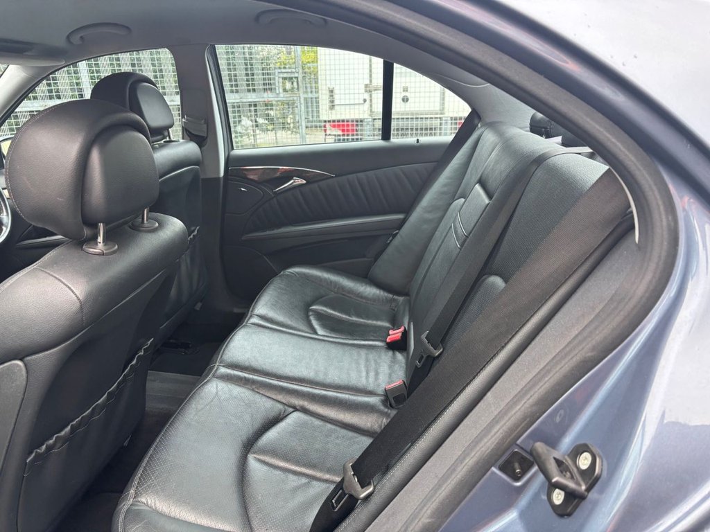 Used Mercedes-Benz E Class 2005 for sale - 76698801: Photo 21