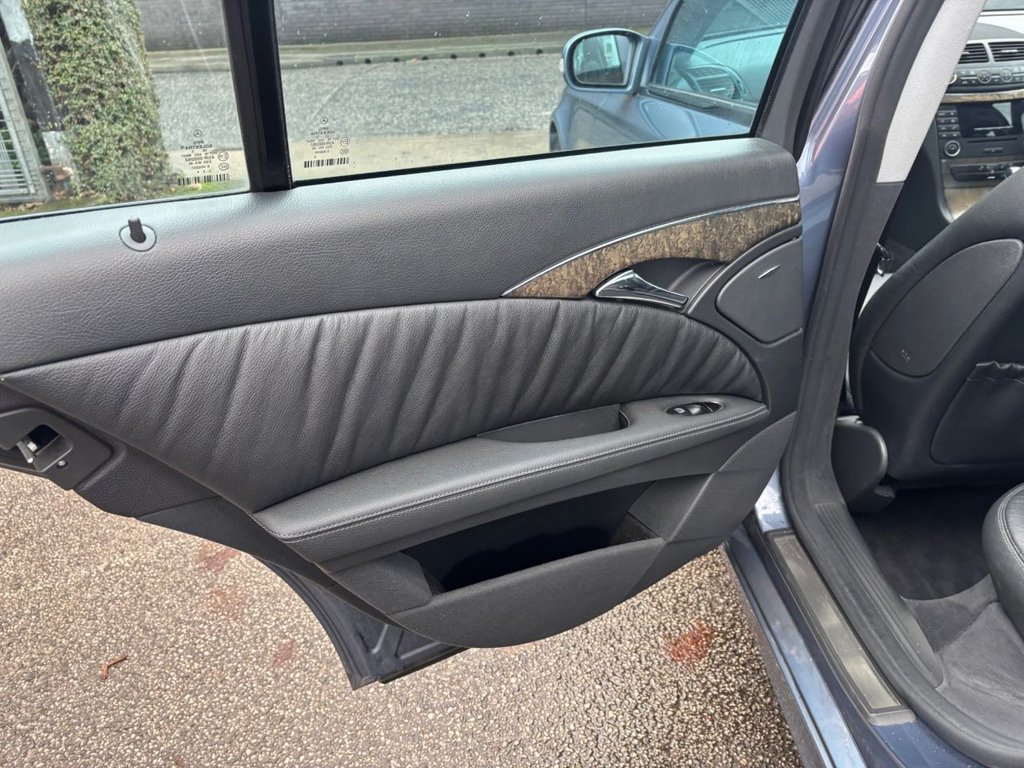 Used Mercedes-Benz E Class 2005 for sale - 76698801: Photo 22