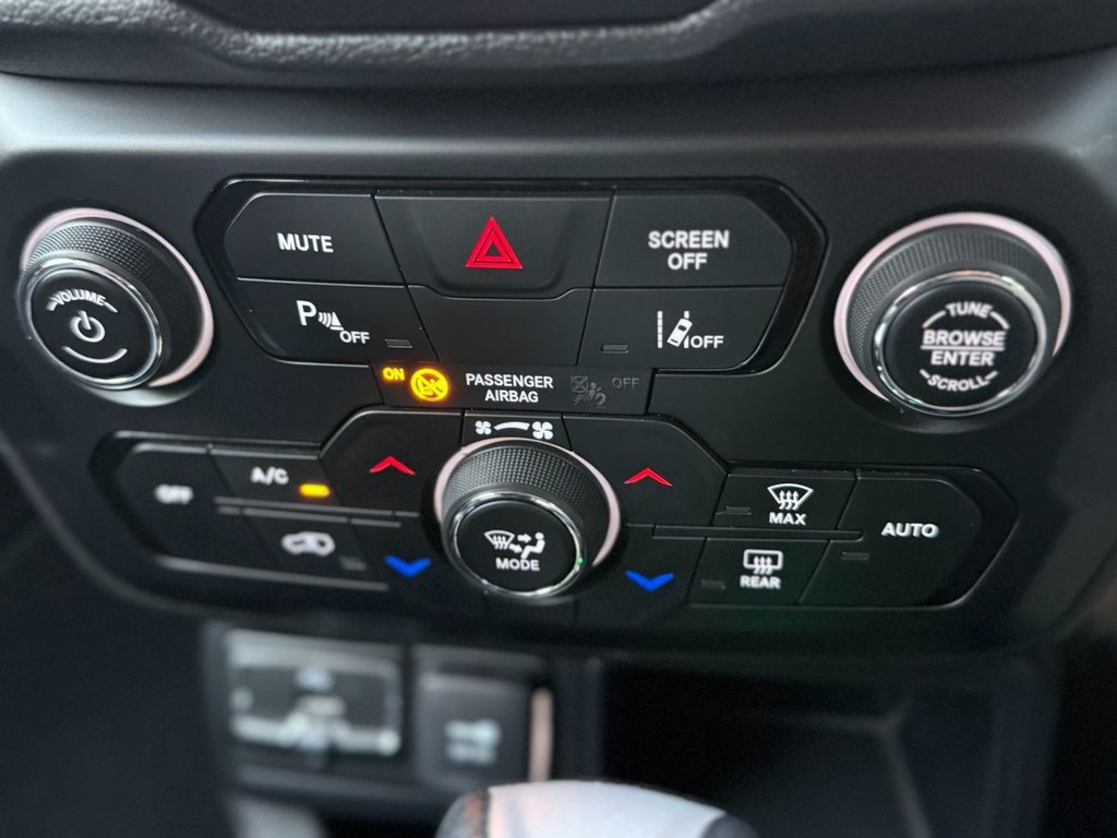 Used Jeep Renegade 2022 for sale - 76410327: Photo 24