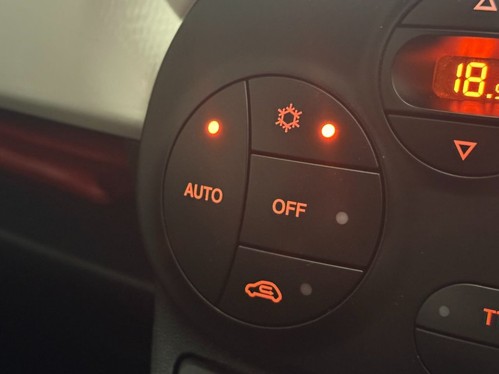 Used Abarth 595 2012 for sale - 75370306: Photo 31