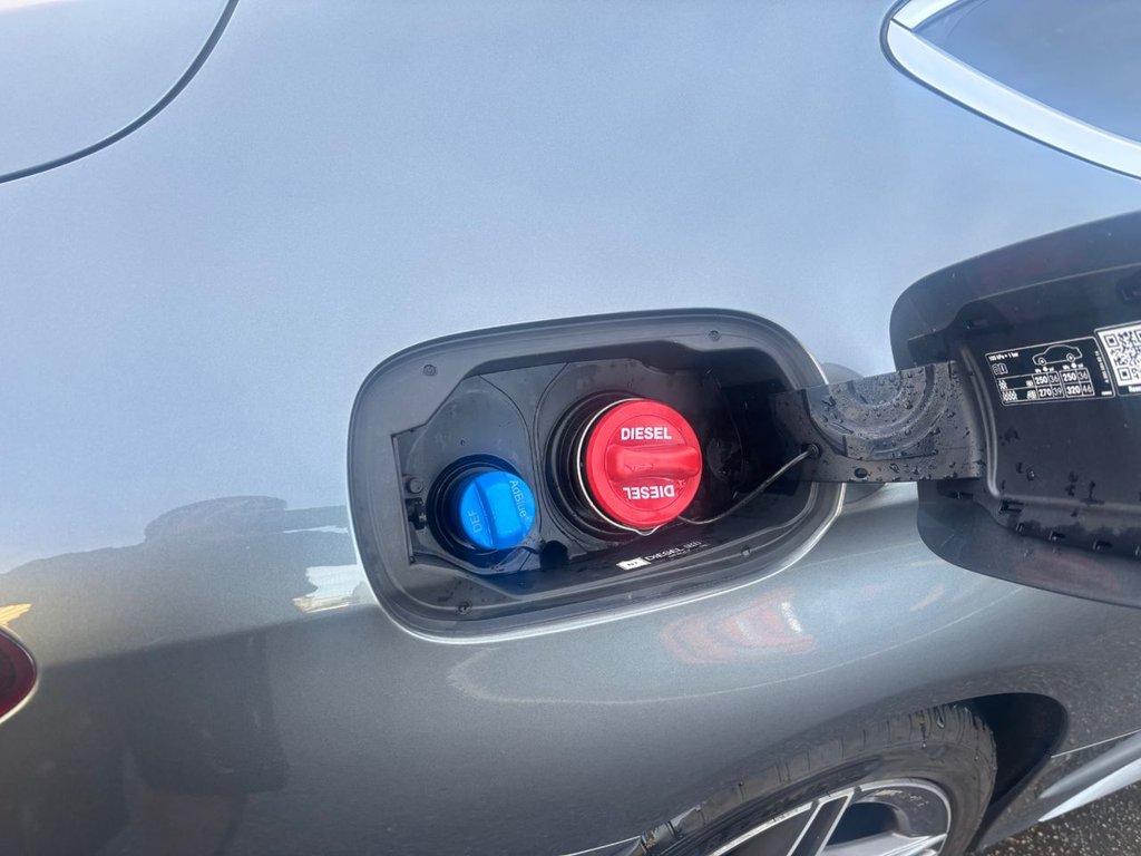 Used Mercedes-Benz C Class 2020 for sale - 76900563: Photo 23