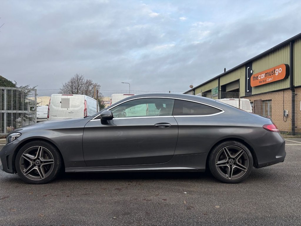 Used Mercedes-Benz C Class 2020 for sale - 76900563: Photo 4